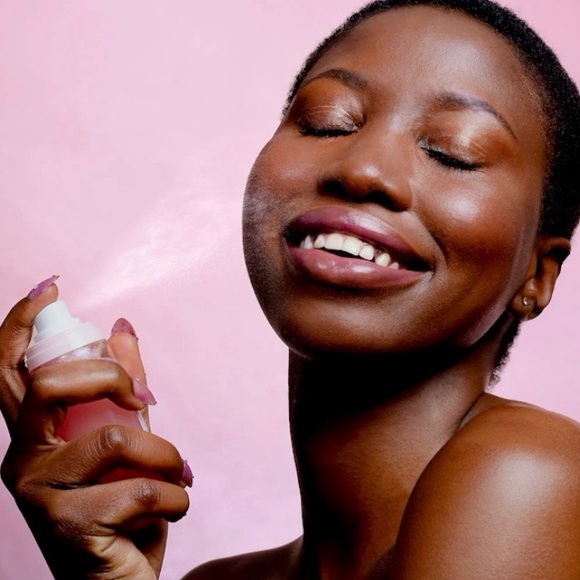 Watermelon Glow Ultra-Fine Mist - Picture 6 of 13